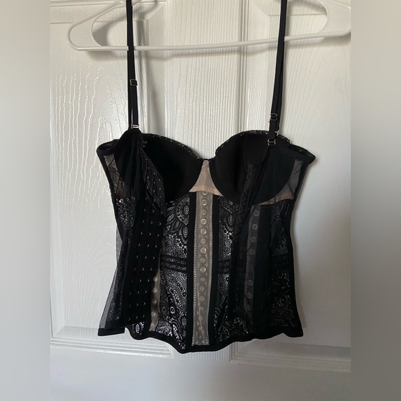 Victoria’s Secret Black Lacy Corset - Picture 2 of 7